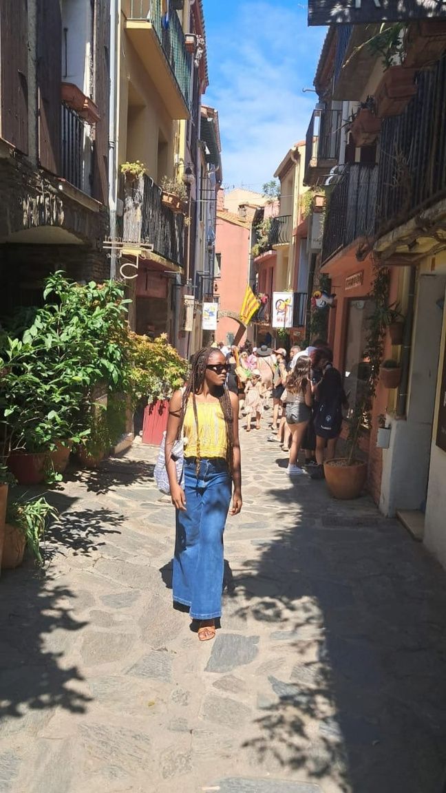 Ruelle ensoleillée